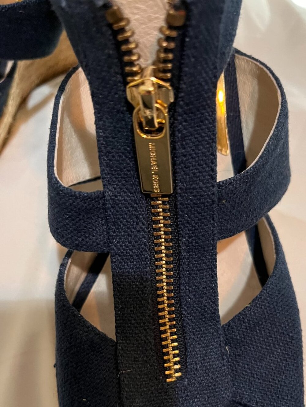 Michael Kors Etta Wedge Size 9 Navy